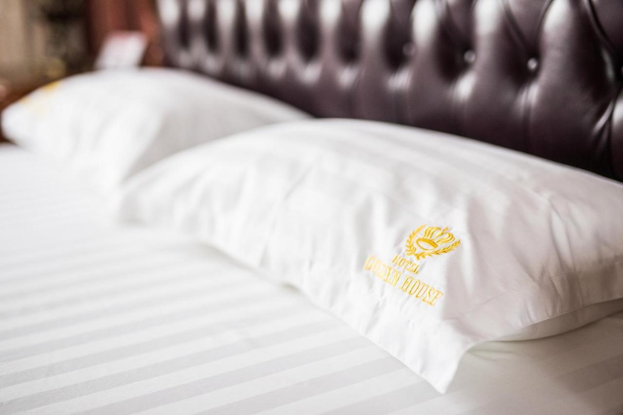 Курган: Kot Mini Hotel