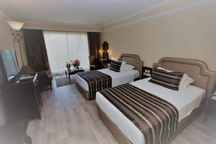 Измир: Karaca Otel
