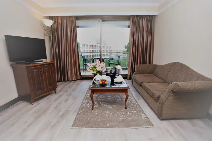 Измир: Karaca Otel