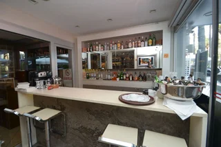 Измир: Karaca Otel