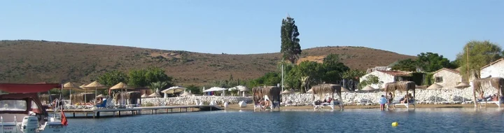Айвалык: Biyikli Pension
