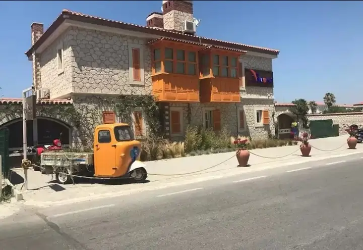 Alacati Seven Rooms Hotel — фото 1