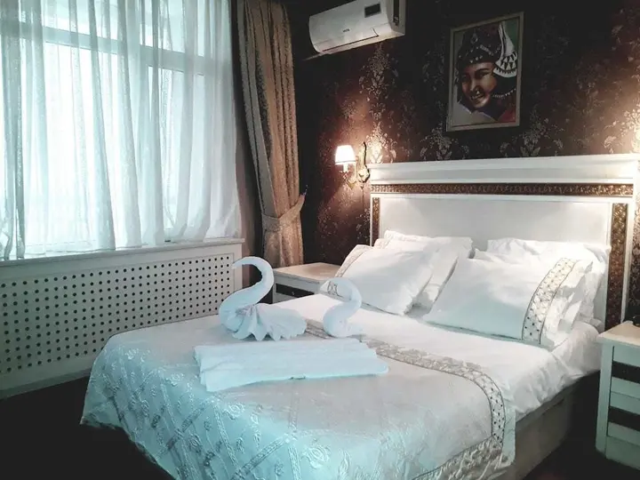 Бююкчекмедже: Pelikan Otel
