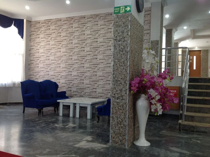 Голькой: Mood Beach Hotel