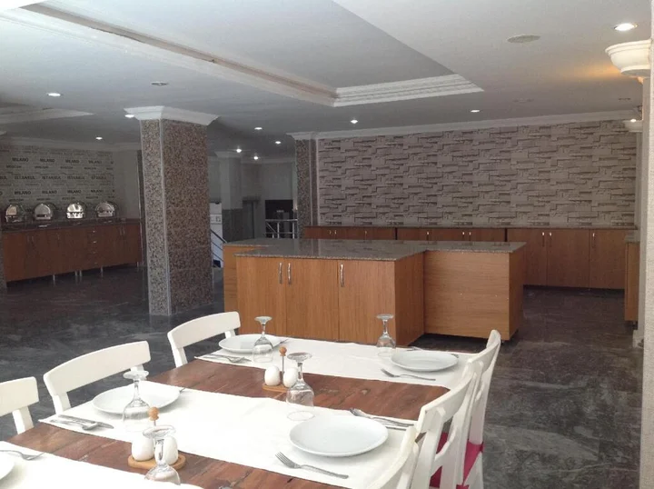 Голькой: Mood Beach Hotel