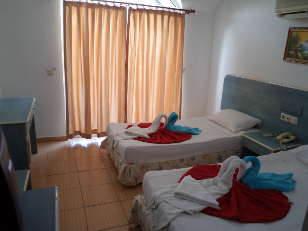 Кемер: Ares Hotel