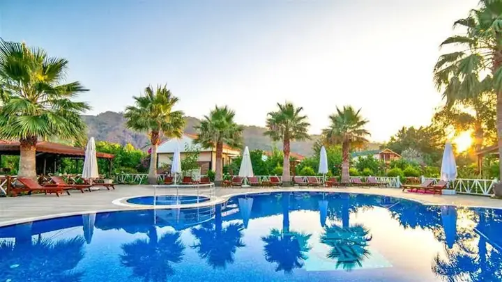Чиралы: Nerissa Hotel - Special Class