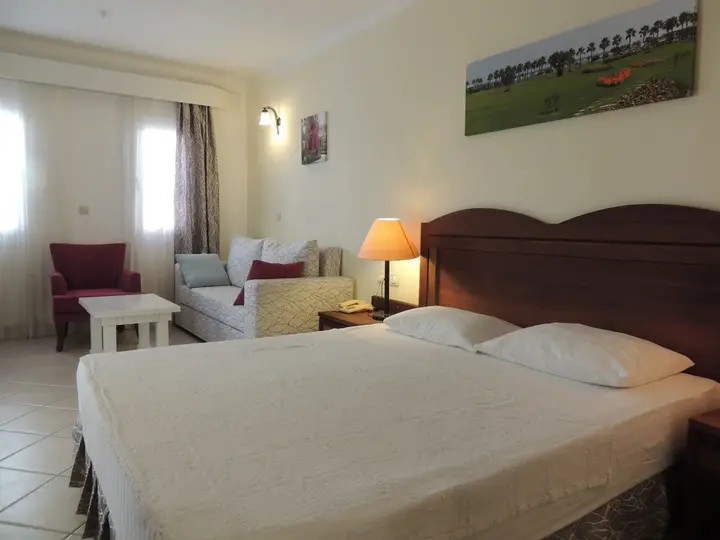 Битез: Okaliptus Hotel
