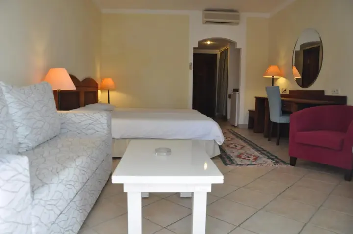 Битез: Okaliptus Hotel