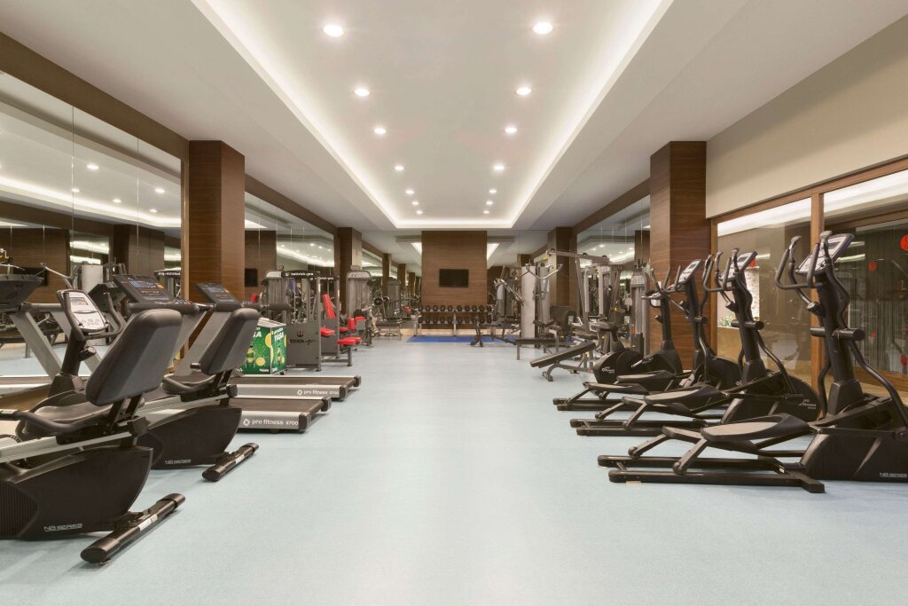 Аксу: Ramada Resort Lara