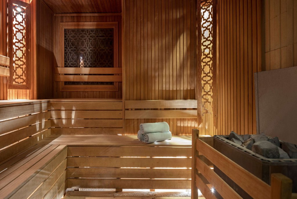 Аксу: Ramada Resort Lara