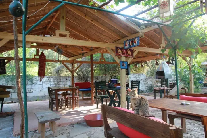 Кумлуджа: eskibeyaz/olympos