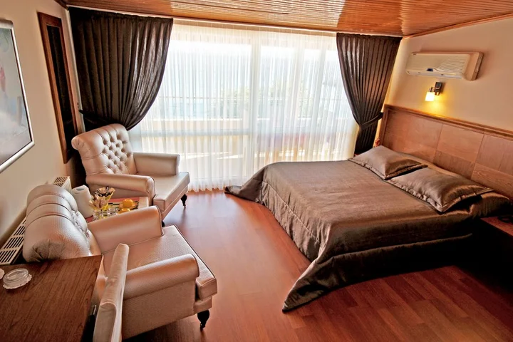 Алтынолук: Отель Ucem Otel Golden Sea