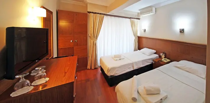 Алтынолук: Отель Ucem Otel Golden Sea