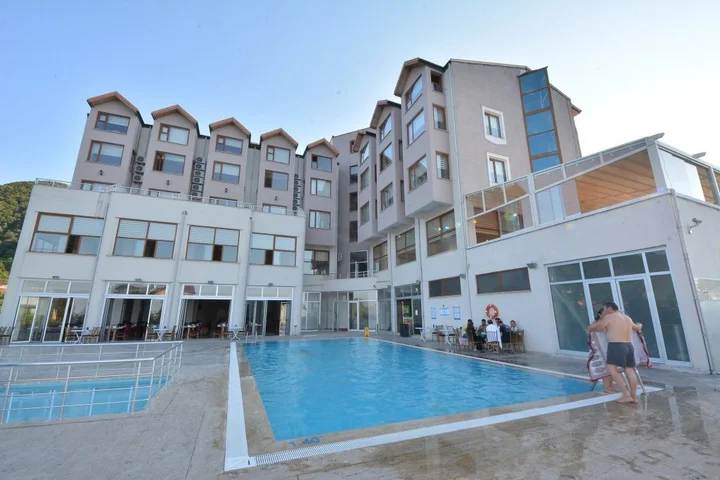 Бартын: Diamond Hotel