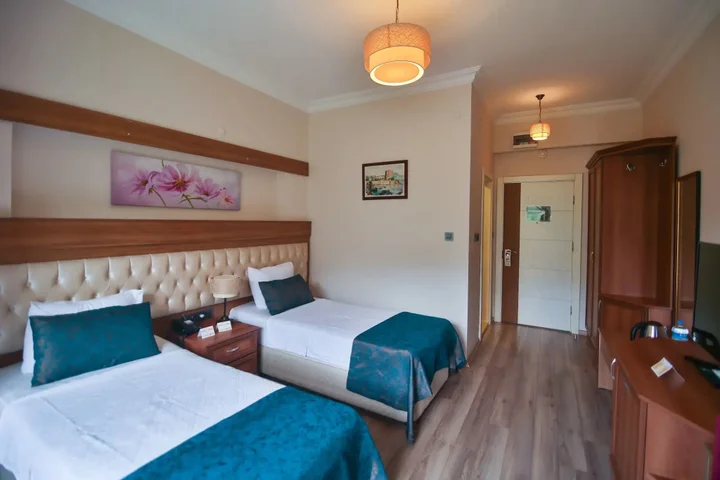 Бартын: Diamond Hotel
