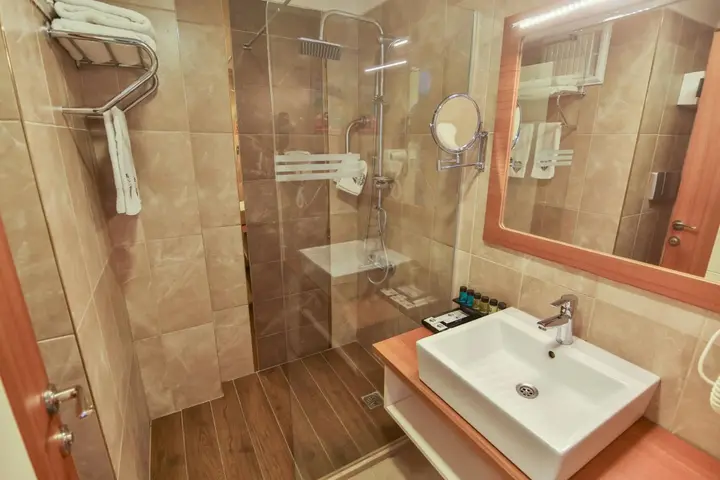 Бартын: Diamond Hotel