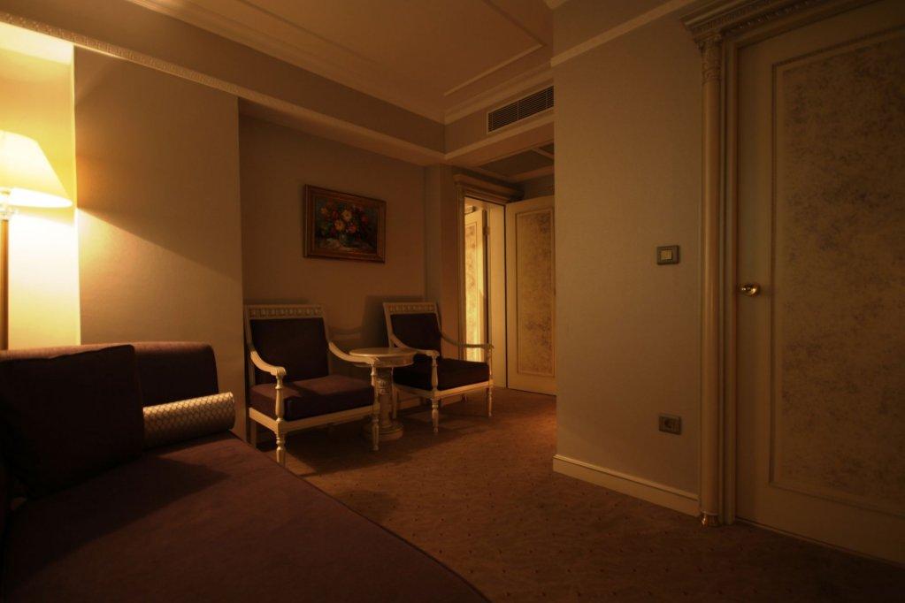 Диярбакыр: Demir Hotel