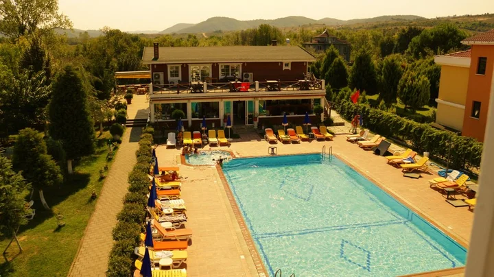 Сайл: Гостевой Дом Club Grand Becassier