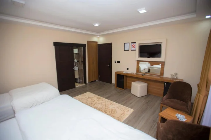 Узунгёль: Yayla Otel