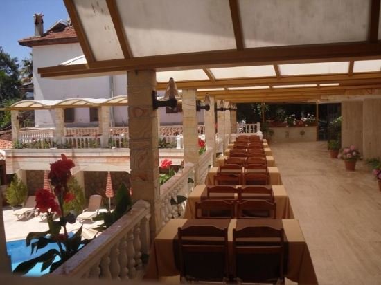 Акьяка: Ates Otel