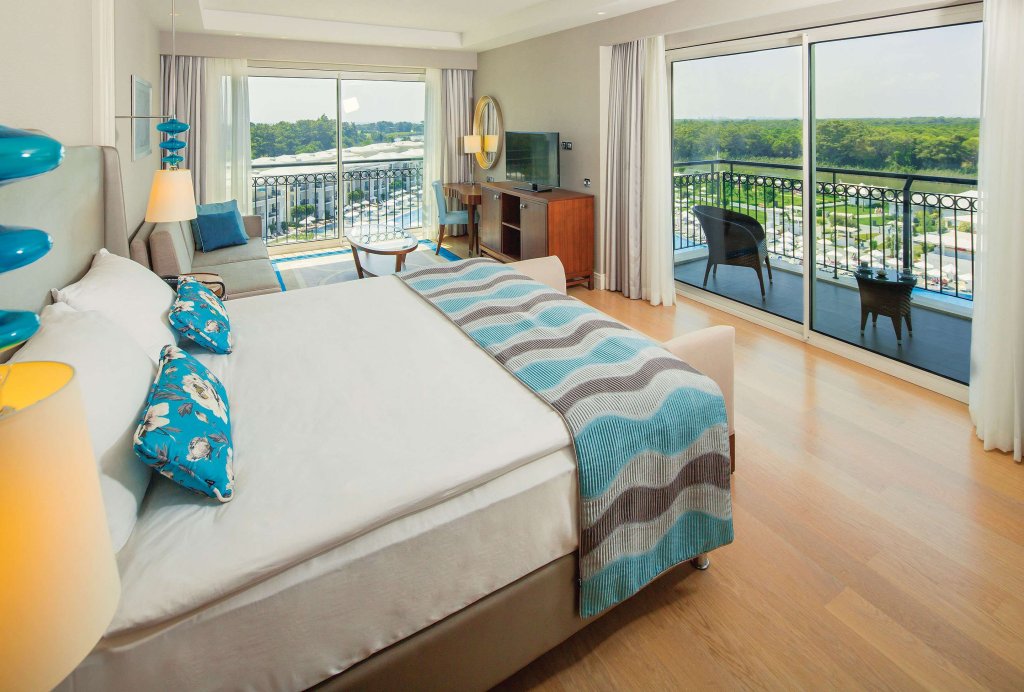 Белек: Отель Titanic Deluxe Golf Belek