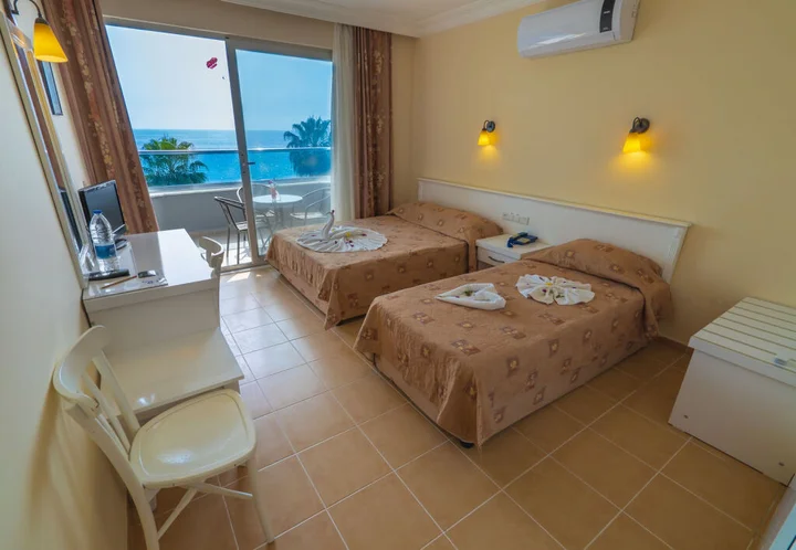 Аланья: Azak Beach Hotel