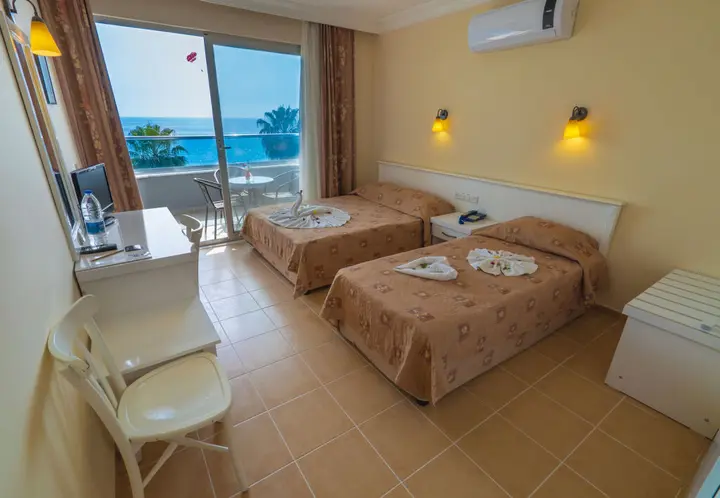 Аланья: Azak Beach Hotel