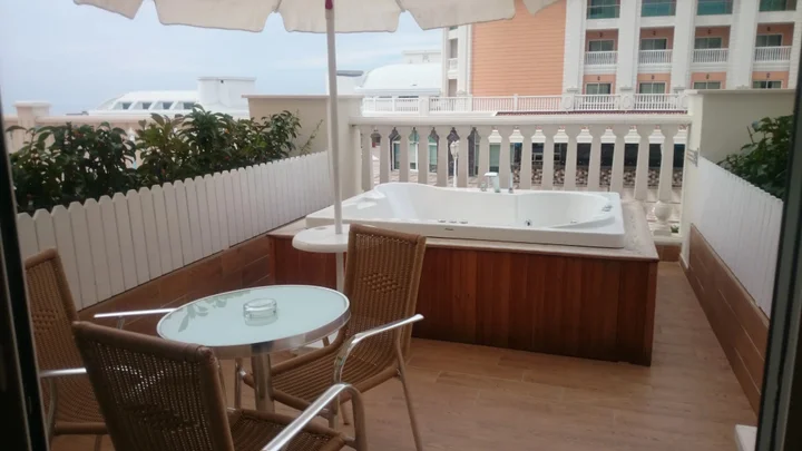 Окурджалар: Litore Resort Hotel & Spa - All Inclusive