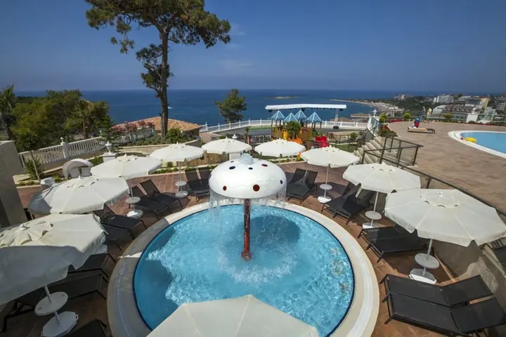 Окурджалар: Litore Resort Hotel & Spa - All Inclusive