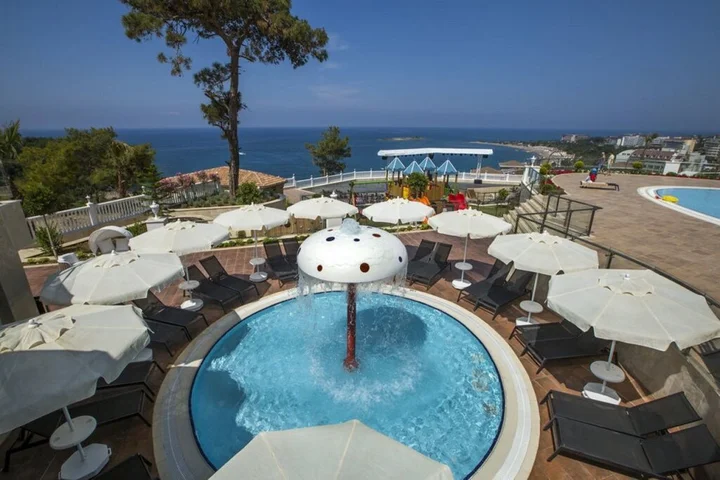 Окурджалар: Litore Resort Hotel & Spa - All Inclusive
