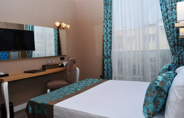 Анталья: La Porte Hotel