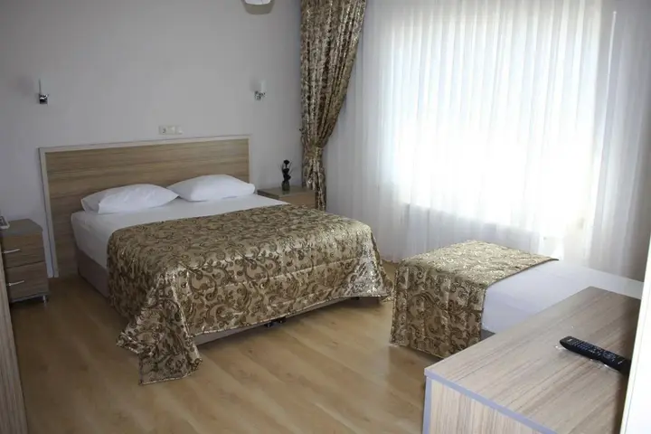 Эджеабат: Hotel Ejder