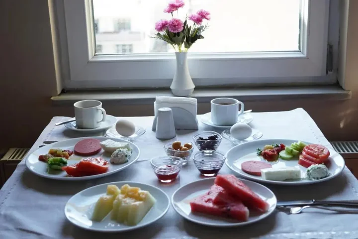 Эджеабат: Hotel Ejder