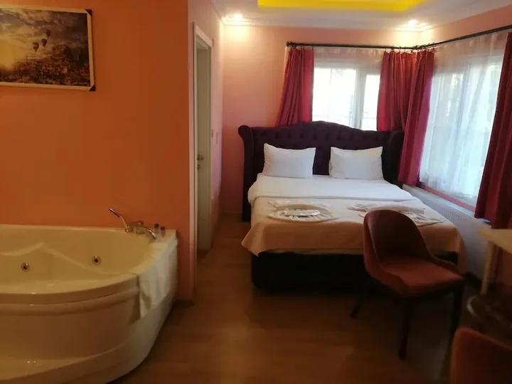 Сайл: Alesta Butik Otel