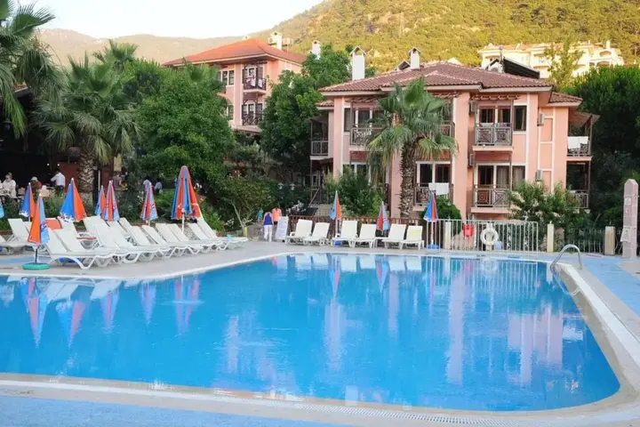 Фетхие: Pink Palace Hotel