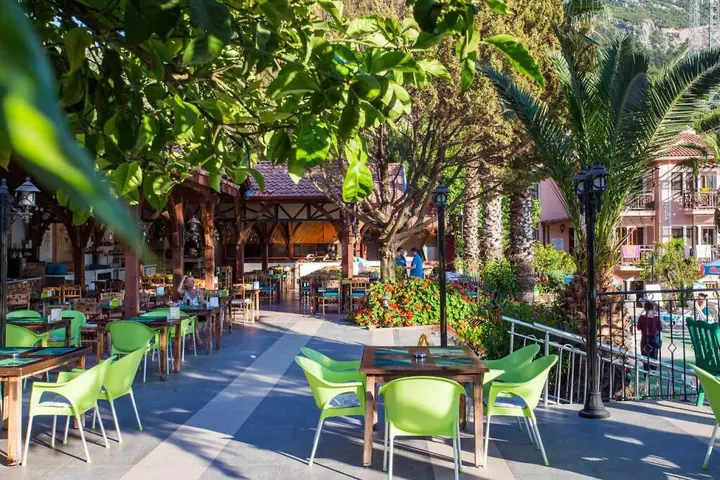 Фетхие: Pink Palace Hotel