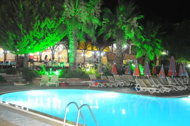 Фетхие: Pink Palace Hotel