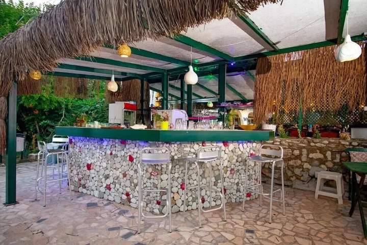 Турунч: Diplomat 2 Hotel and Apartments