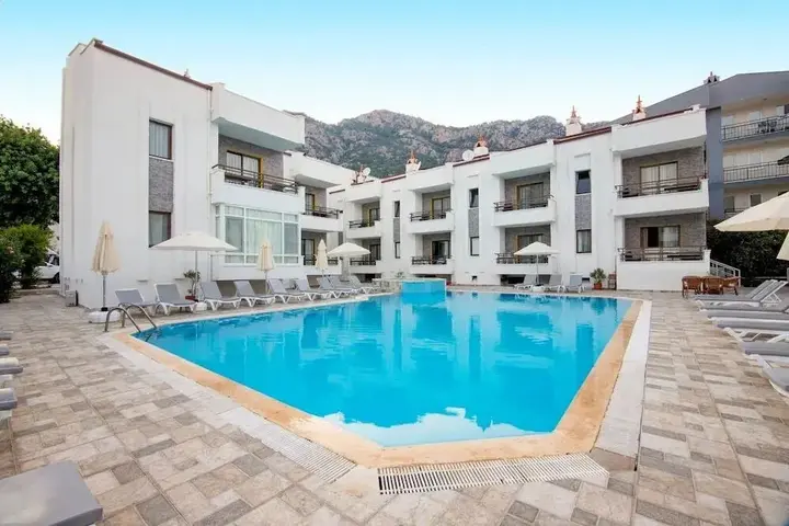 Турунч: Diplomat 2 Hotel and Apartments