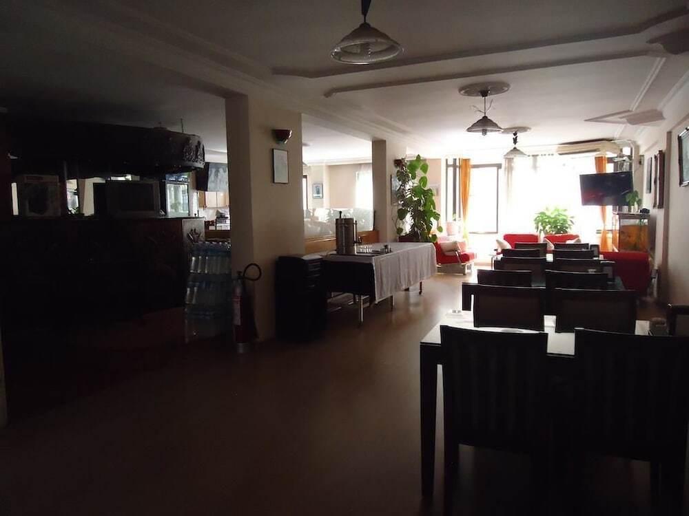 Мерсин: Hotel Ozkar