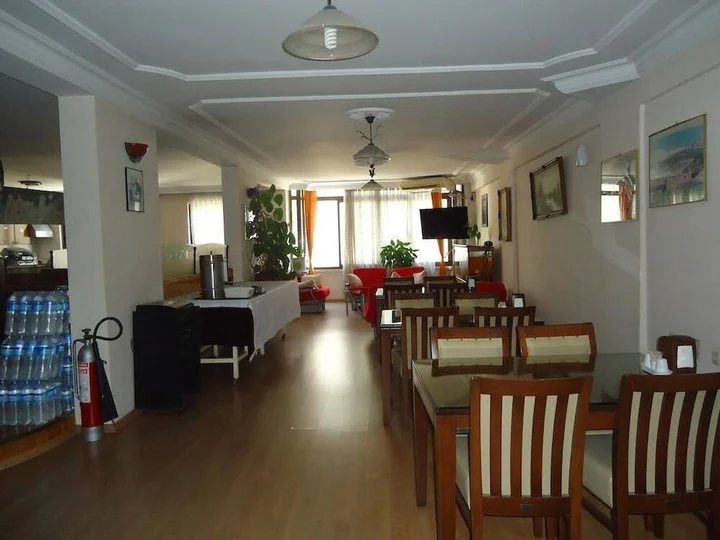 Мерсин: Hotel Ozkar