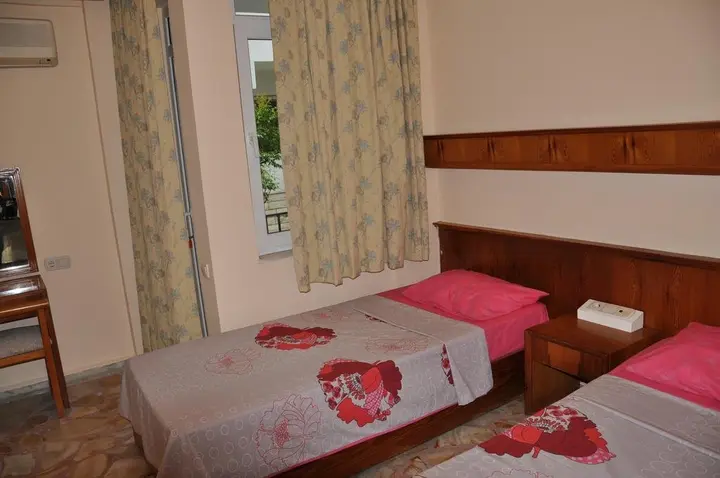 Кемер: Tuncer Garden Hotel