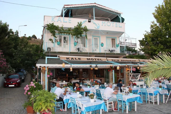 Зейтинликой: Kale Motel
