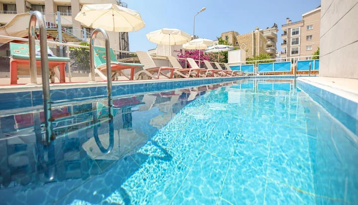 Дидим: Hotel Delta Altinkum