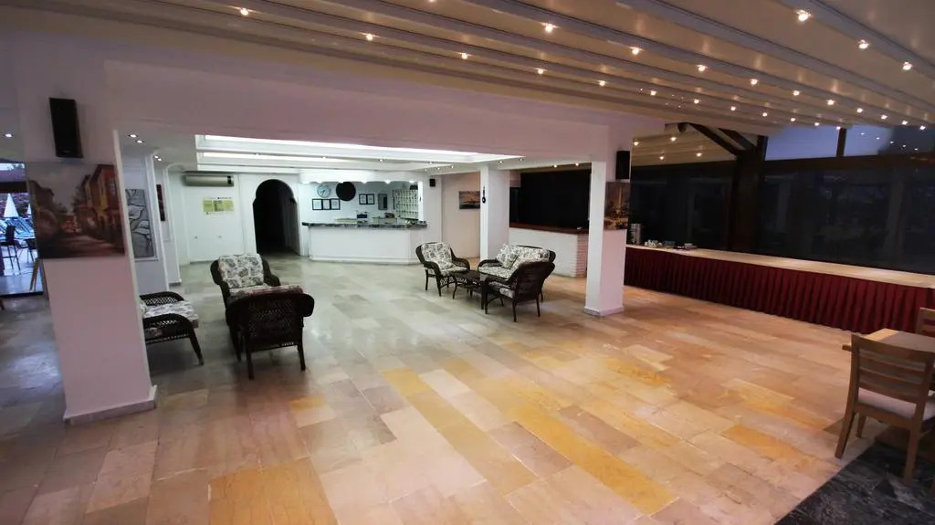 Дидим: Hotel Delta Altinkum