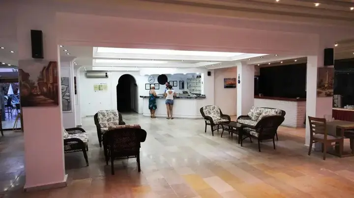 Дидим: Hotel Delta Altinkum