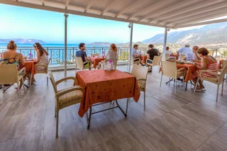 Каш: Defne Hotel