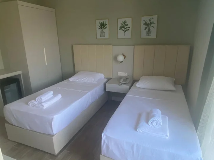 Торба: Hotel Olivia