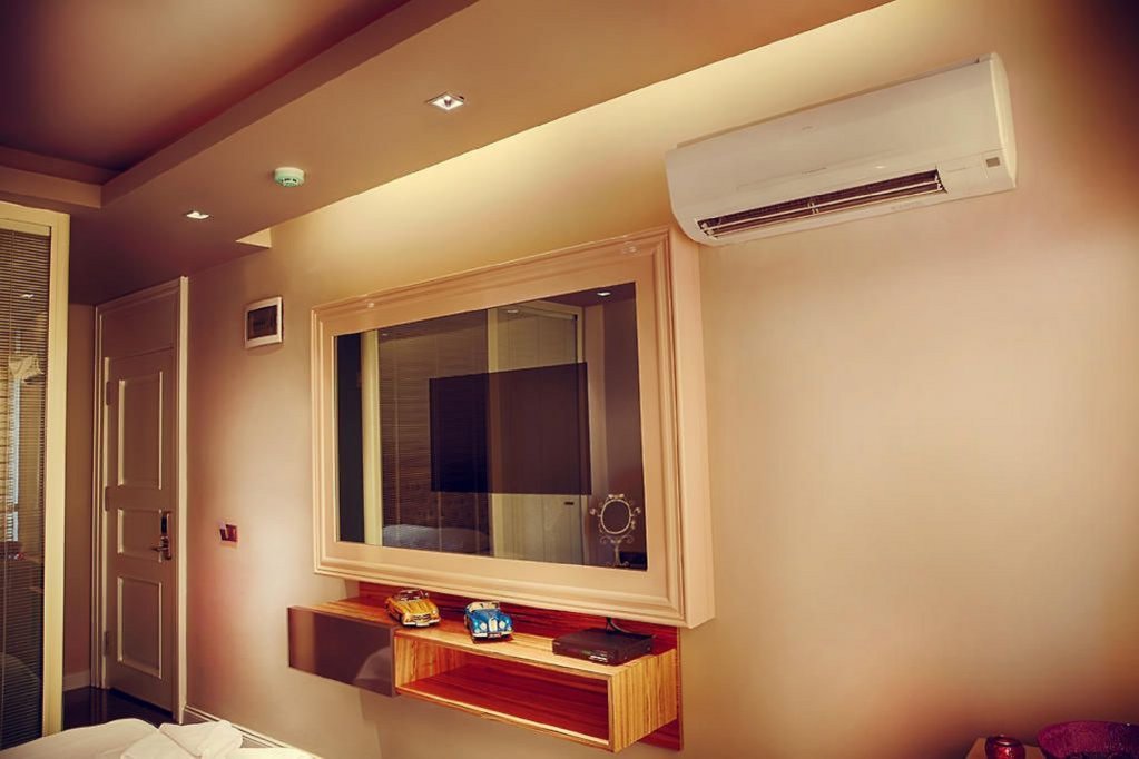 Каш: Upper House Hotel